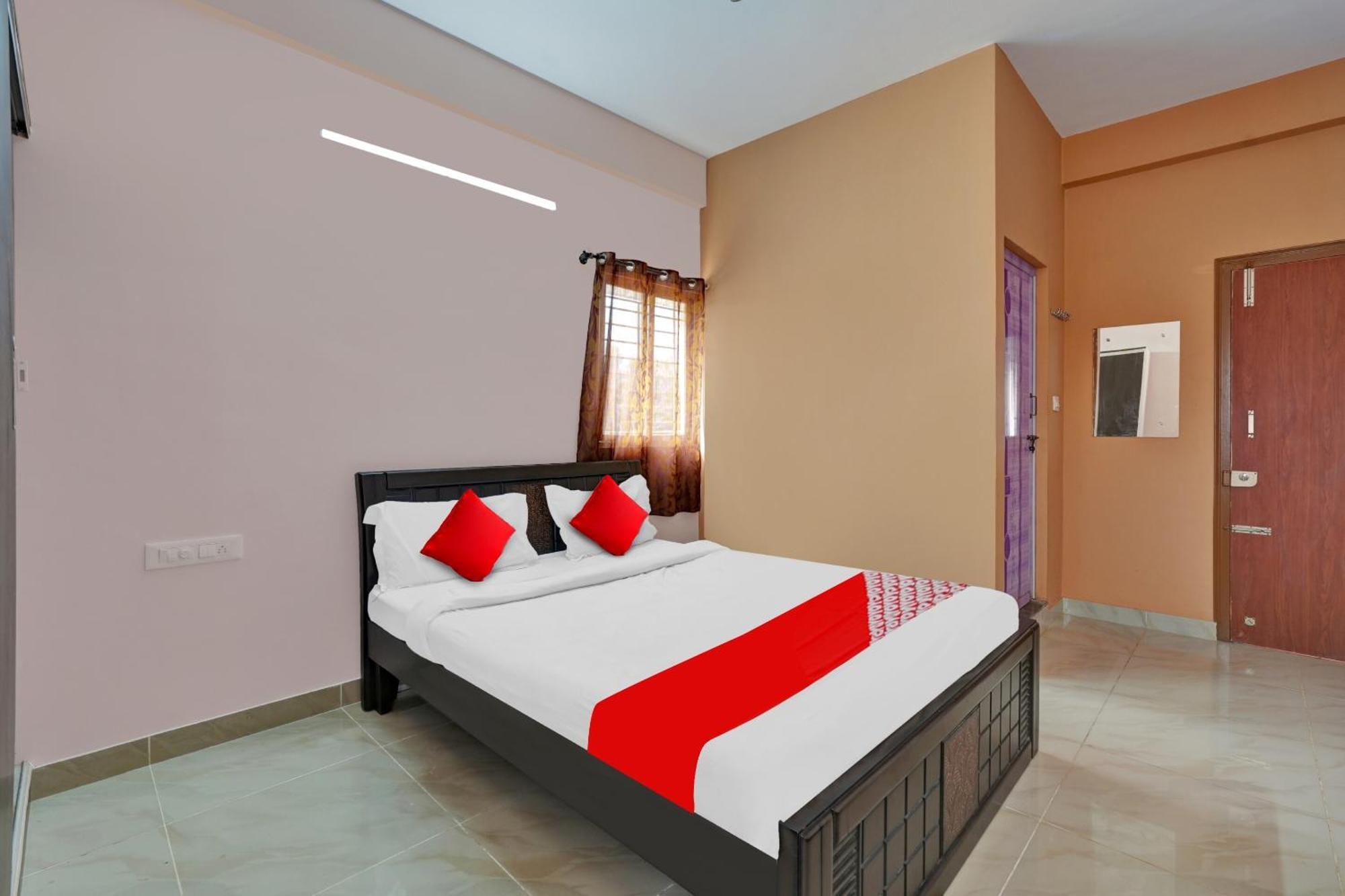 Yelahanka Spot On Sanjay Lodge מראה חיצוני תמונה