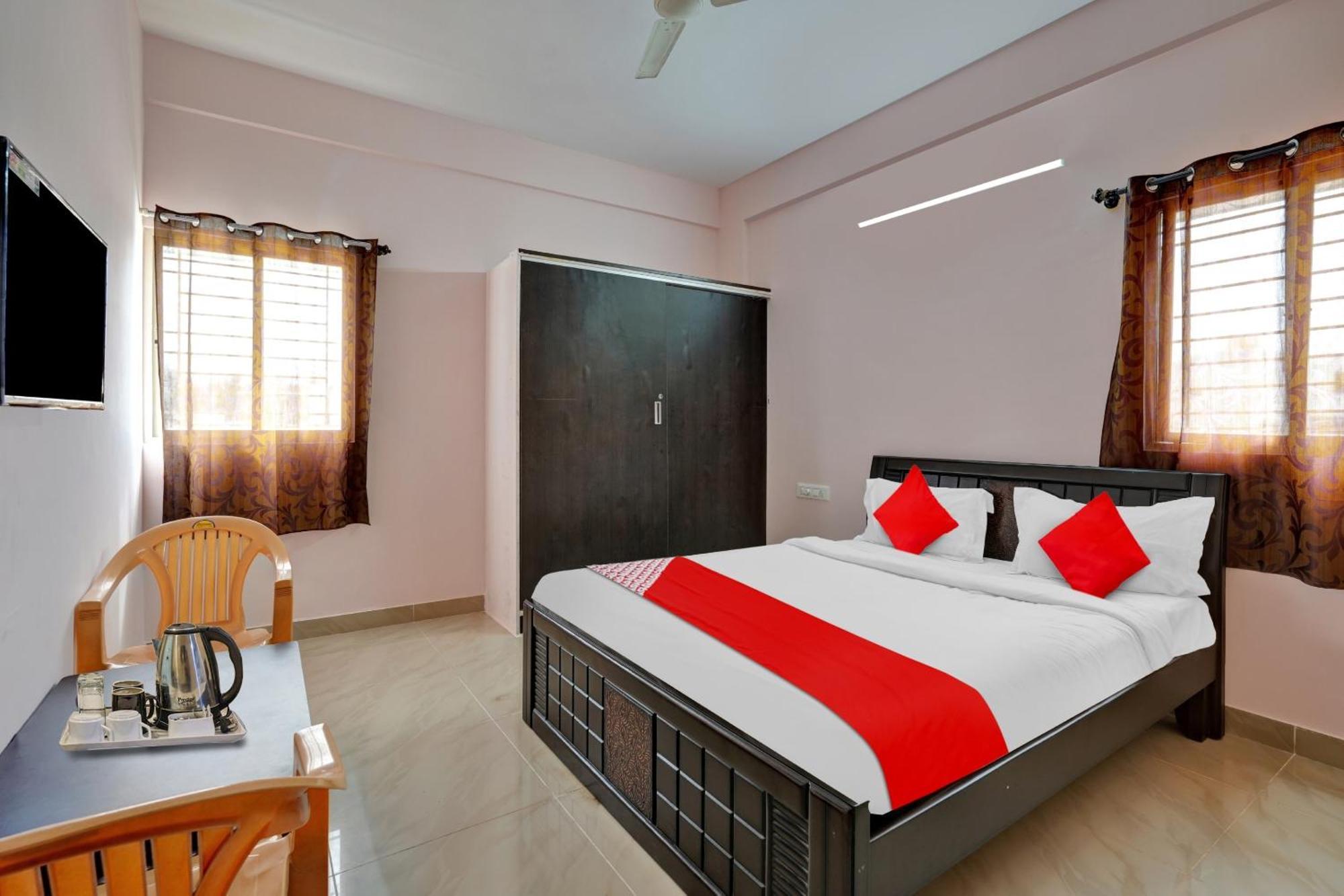 Yelahanka Spot On Sanjay Lodge מראה חיצוני תמונה